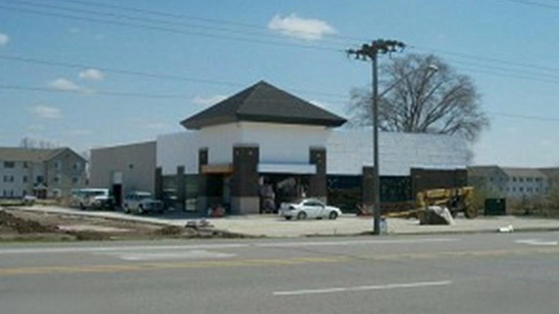 Carpet One Ames store under construction in 2007